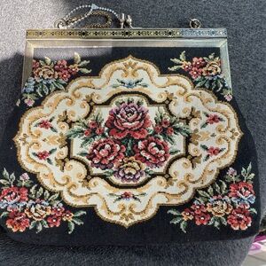 Vintage Floral Tapestry Clutch with Chain